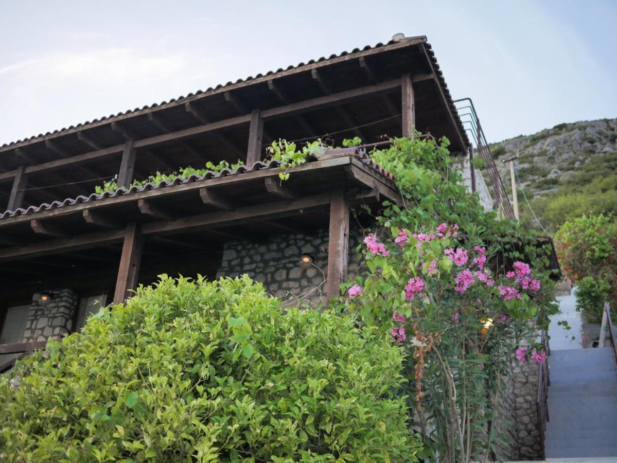 Seaside Duplex Stone Villa Qeparo Esterno foto